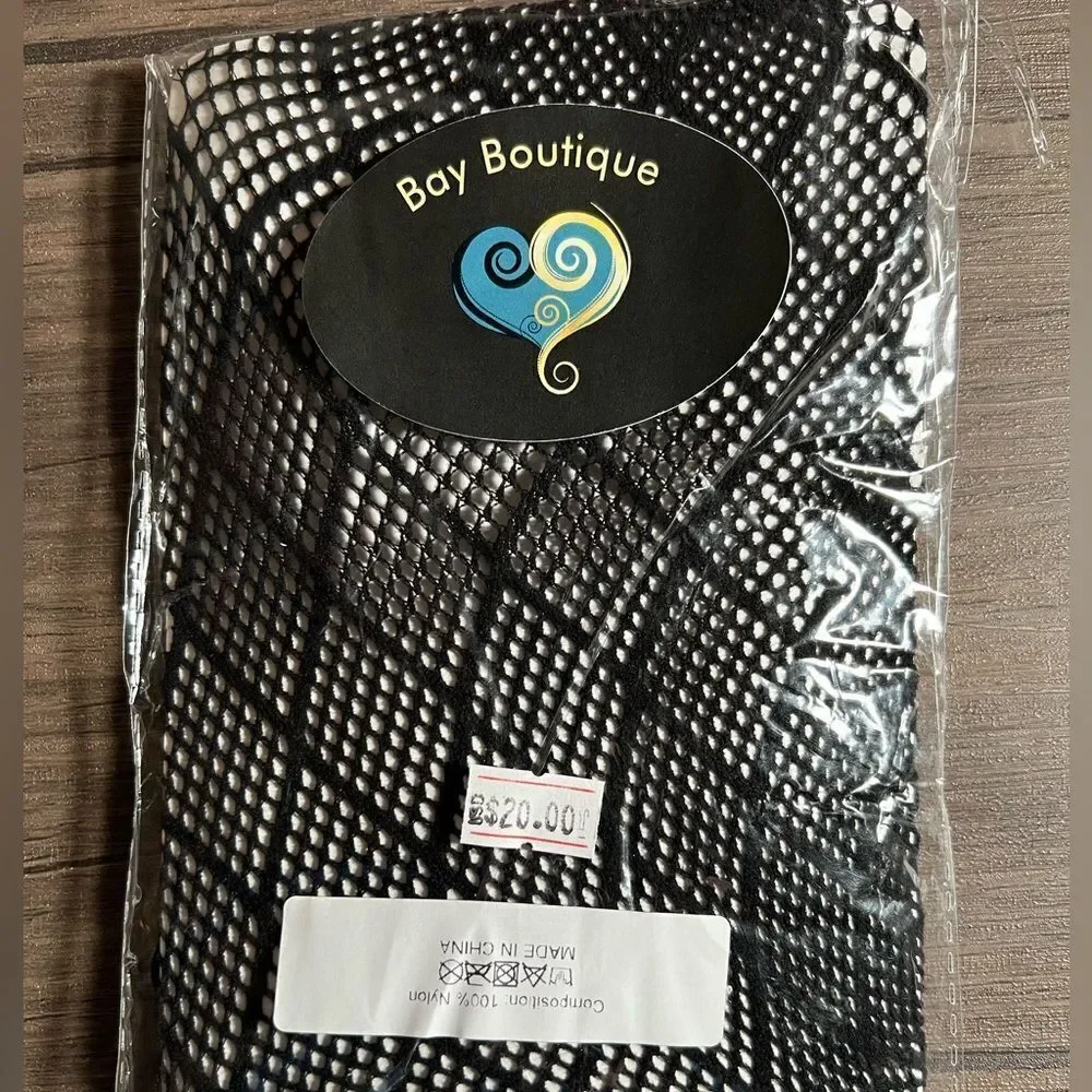 Fishnet Pattern Tights - Picture 8 of 8